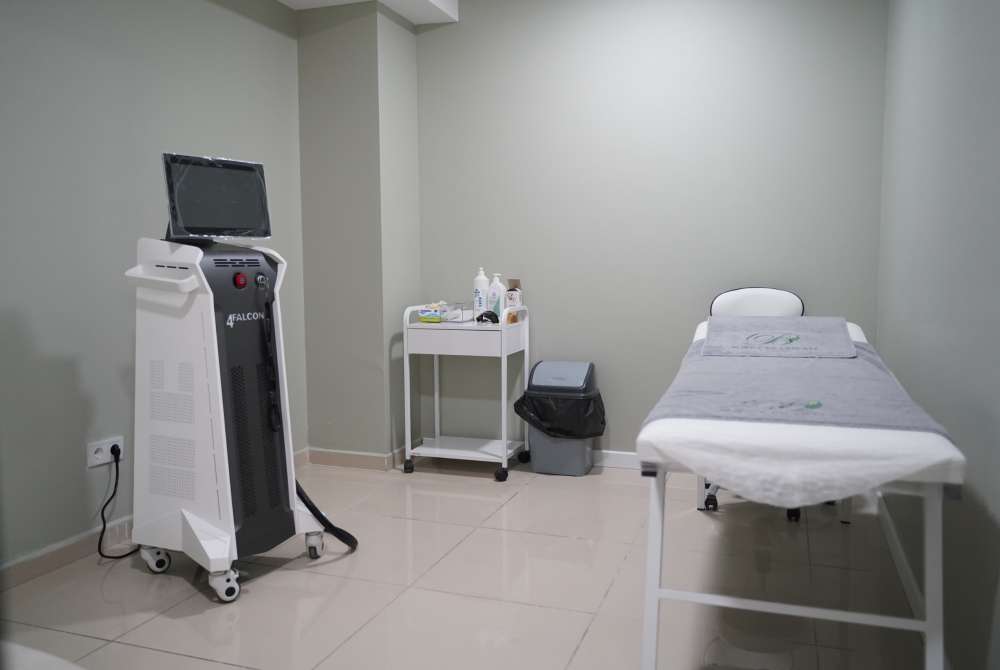 Buket-Erarslan-Cekmekoy-Guzellik-Merkezi-Sikilastirma